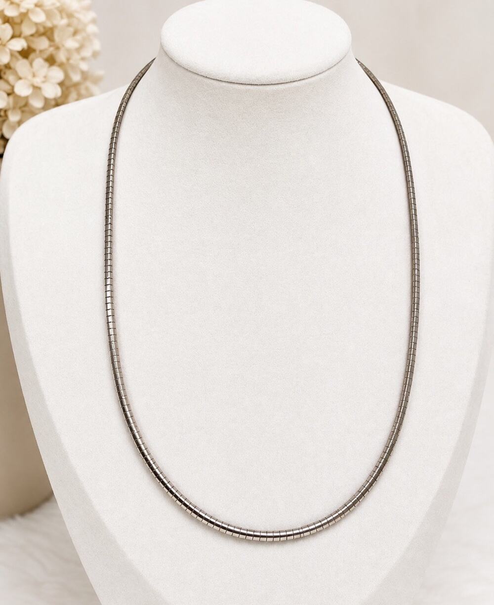 Vintage Italian Sterling Silver Omega Snake Chain Necklace 925 Italy 17-19 Inch